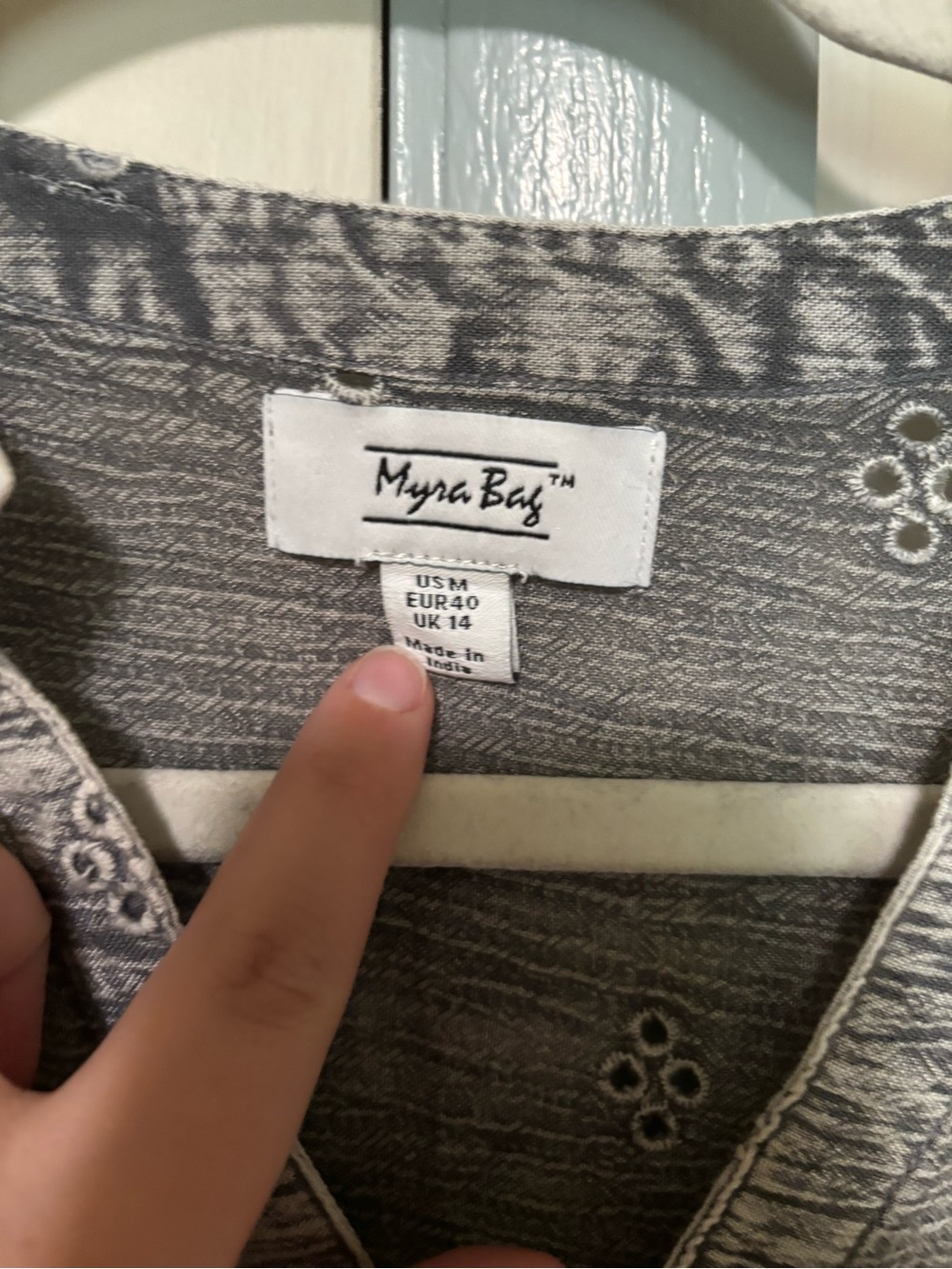 Myra Bag Gray Embroidered Sleeveless Tunic Top - Picture 2 of 2